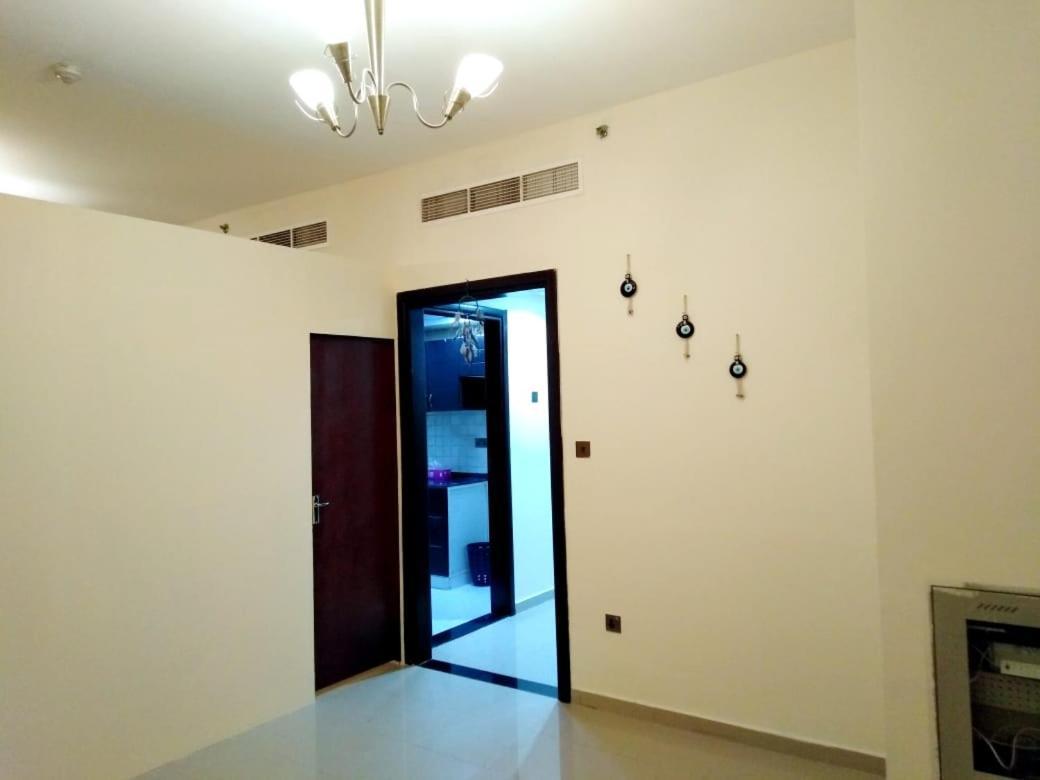 Good Luck Homes Shared Apartments ดูไบ ภายนอก รูปภาพ