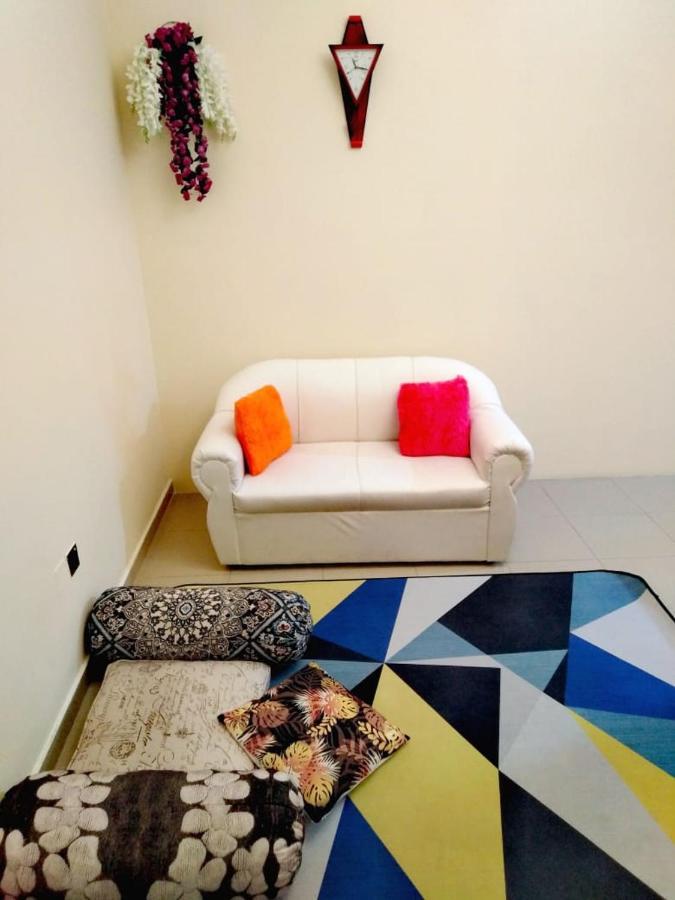 Good Luck Homes Shared Apartments ดูไบ ภายนอก รูปภาพ